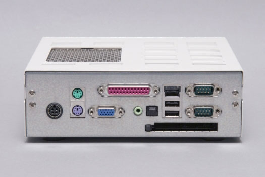 V700