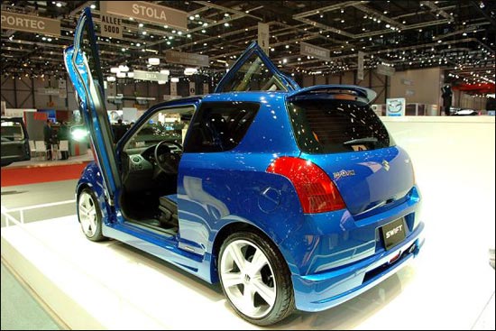 SUZUKI Swift