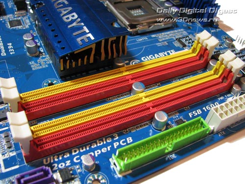 Gigabyte EP45-UD3R, memory slots