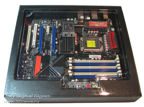 ASUS Rampage II Extreme, box