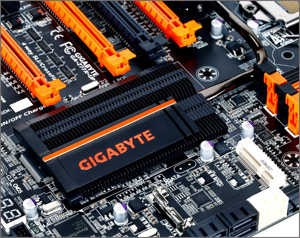 GIGABYTE Z77X-UP7