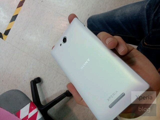 Sony Xperia S39h 