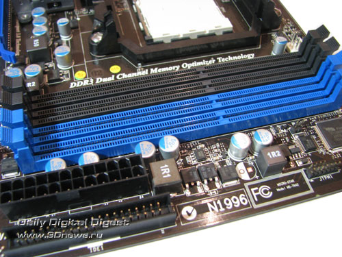 MSI 890GXM-G65 слоты DIMM 