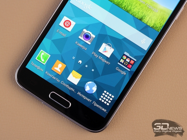 Samsung Galaxy S5: fingerprint sensor is built in central button 
