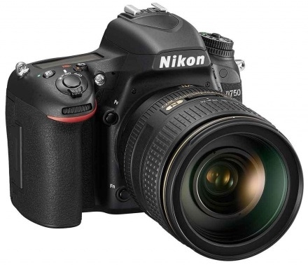 CES 2015: самая компактная и лёгкая DSLR Nikon D5500 с поворотным сенсорным экраном