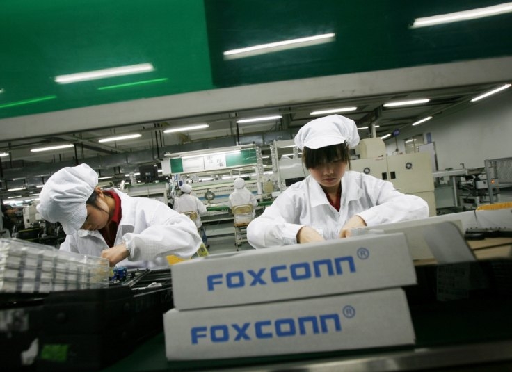 Foxconn готовится к массовым сокращениям