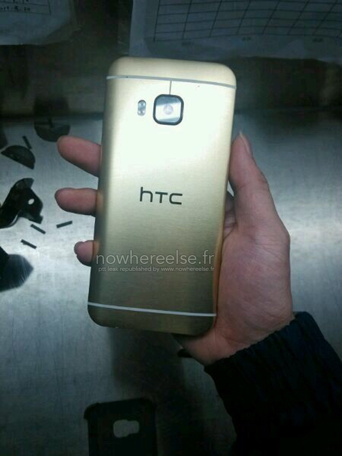 «Живые» фото HTC One (M9) в золотистом корпусе