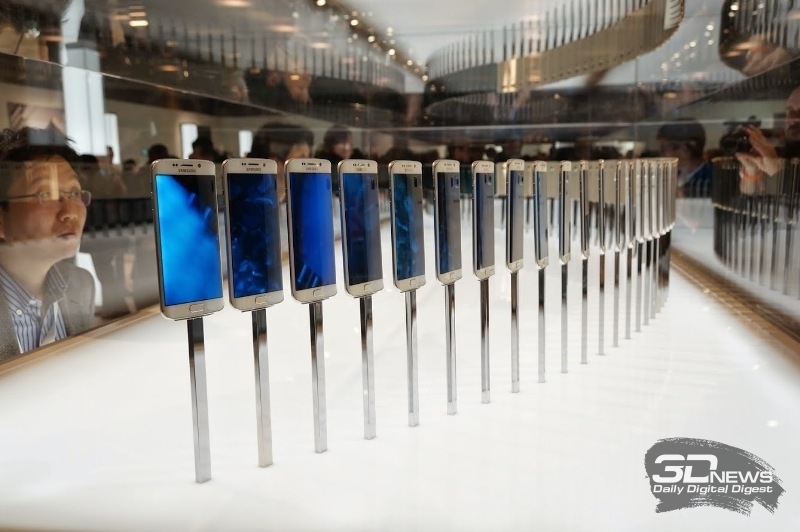 Аналитика: Samsung останется ведущим поставщиком смартфонов в 2015 году