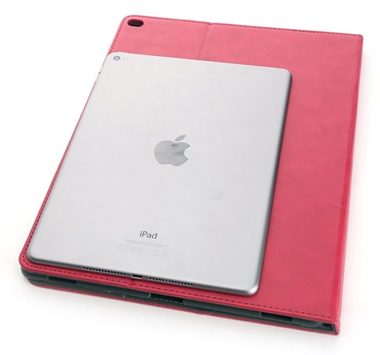 Сравнение размеров iPad Air 2 с предполагаемым чехлом для iPad Pro