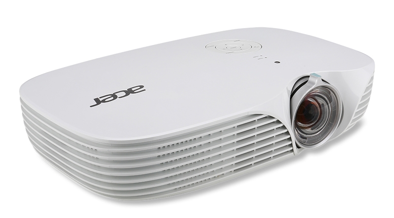 Acer представила LED-проектор K138ST с интеллектуальным датчиком освещённости и две компактных модели P5515 и U5320W