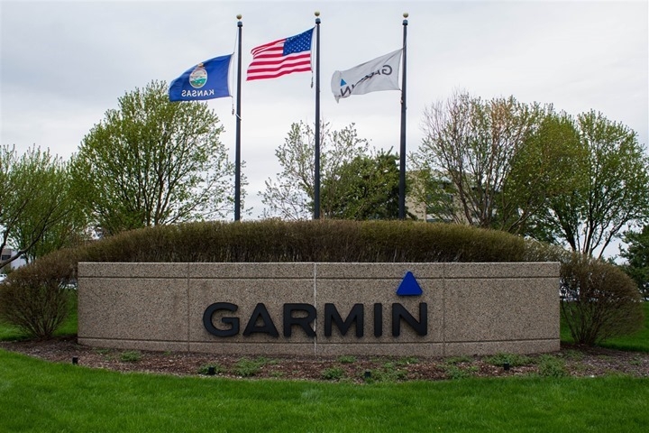 Убыток Garmin от сильного доллара превысил $44 млн