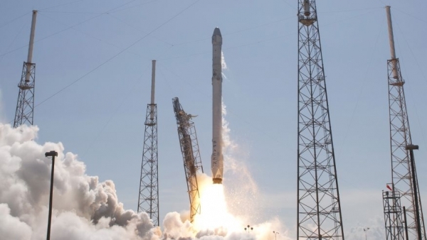 SpaceX Falcon 9 сертифицирована для научных миссий NASA со средним риском