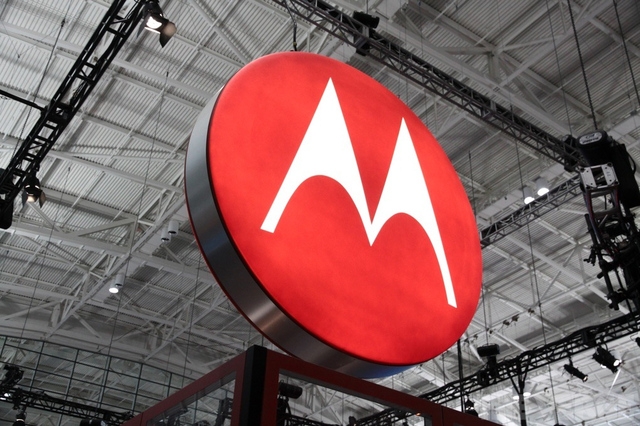 Motorola готовит два мощных смартфона с дисплеем Quad HD