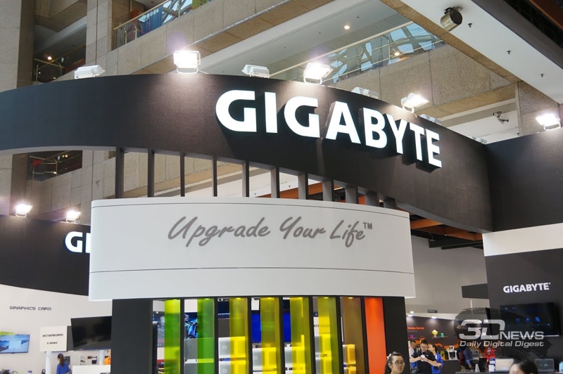 Computex 2015: фоторепортаж из павильона Gigabyte