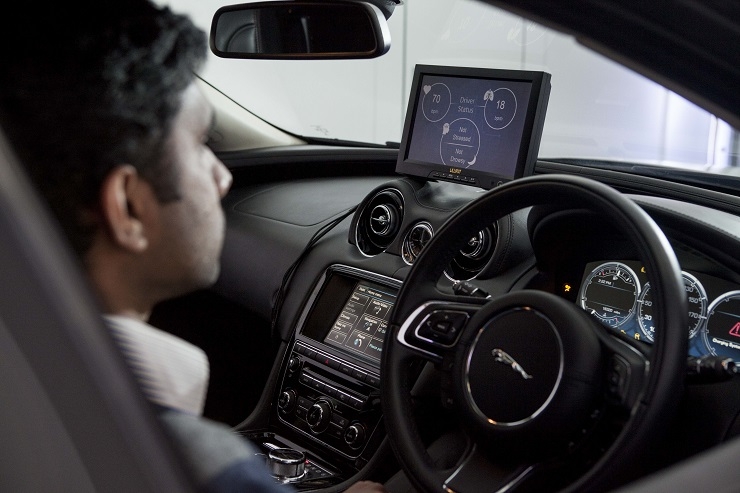 Система «Шестое чувство» от Jaguar проследит за уровнем концентрации водителя