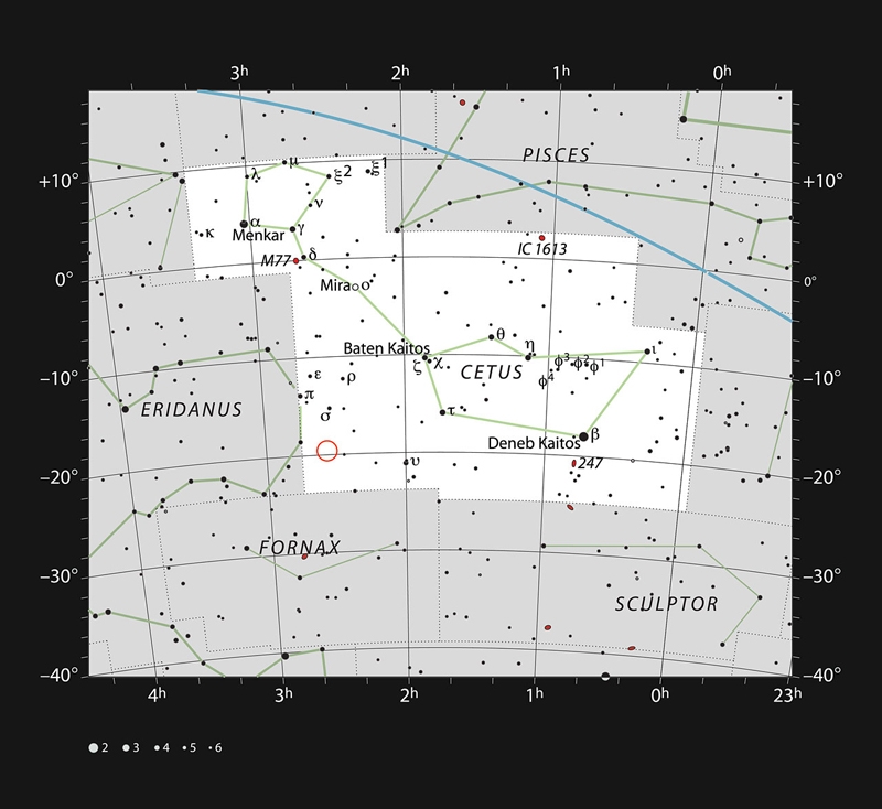 Расположение звезды HIP 11915 зафиксировано ярко-красным кольцом