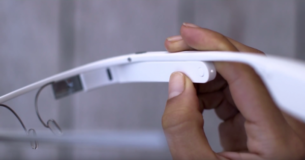 Google Glass Эксплорер Edition