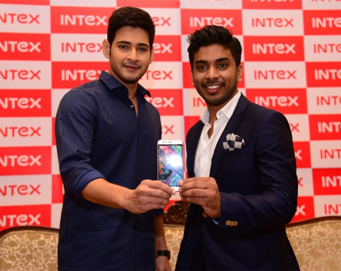 Intex Aqua Trend: индийский смартфон с 4G за $150