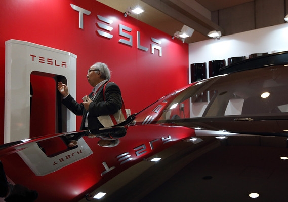 На фоне растущих расходов убыток Tesla Motors утроился