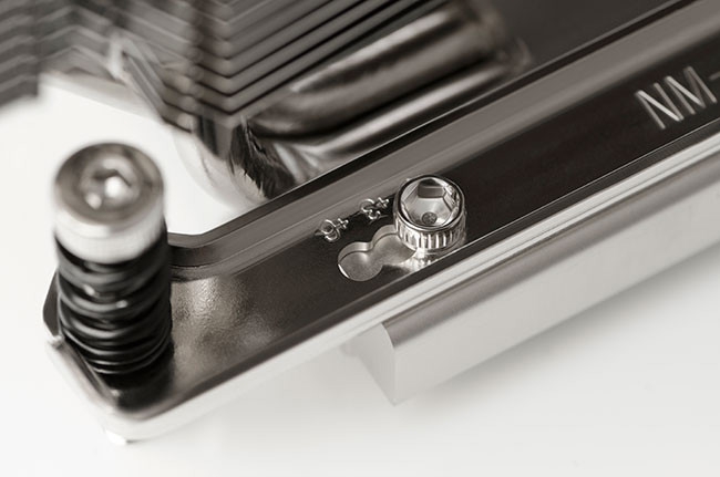  3 вида крепления кулера дают возможность выверять отдаление до обозримого автомата PCI-E 