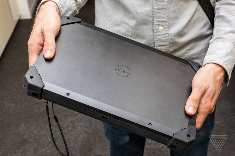Защищённый планшет Dell Latitude 12 Rugged Tablet работает под Windows 7