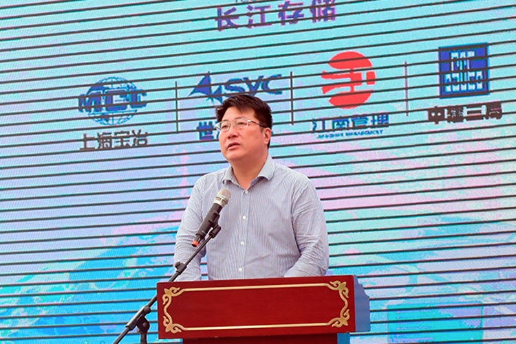  Вице-президент компании Tsinghua Unigroup Жао Вейгуо сопоставил свое производсво памяти с вводом в строй первого авианосца в КНР 