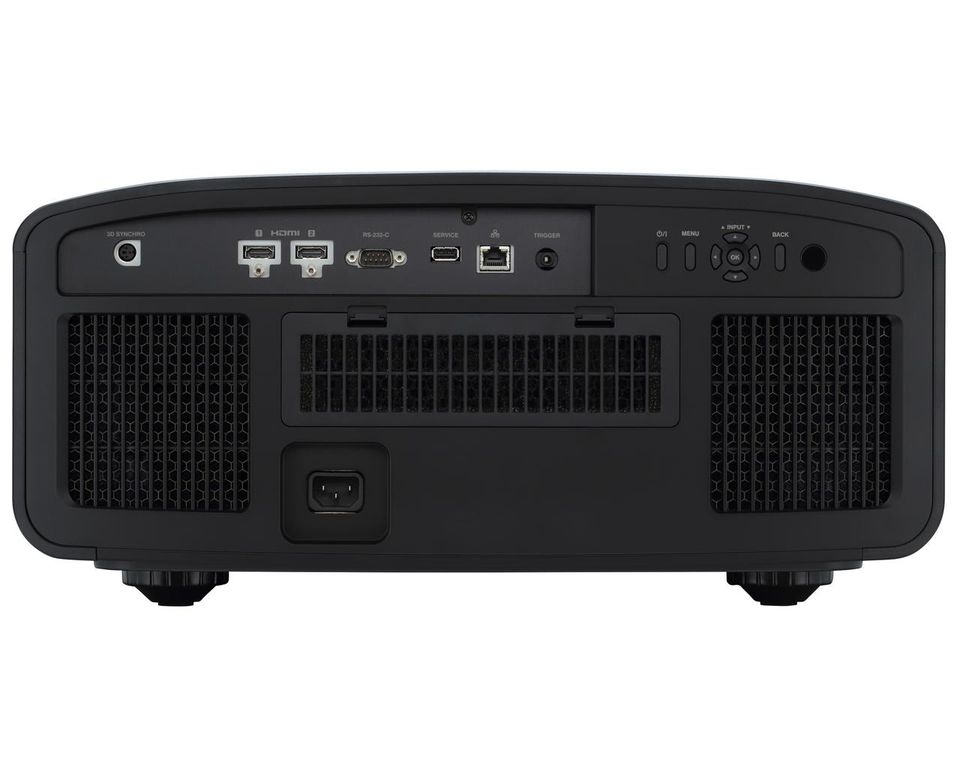 JVC представила в России первый в мире проектор для дома с разрешением 8К