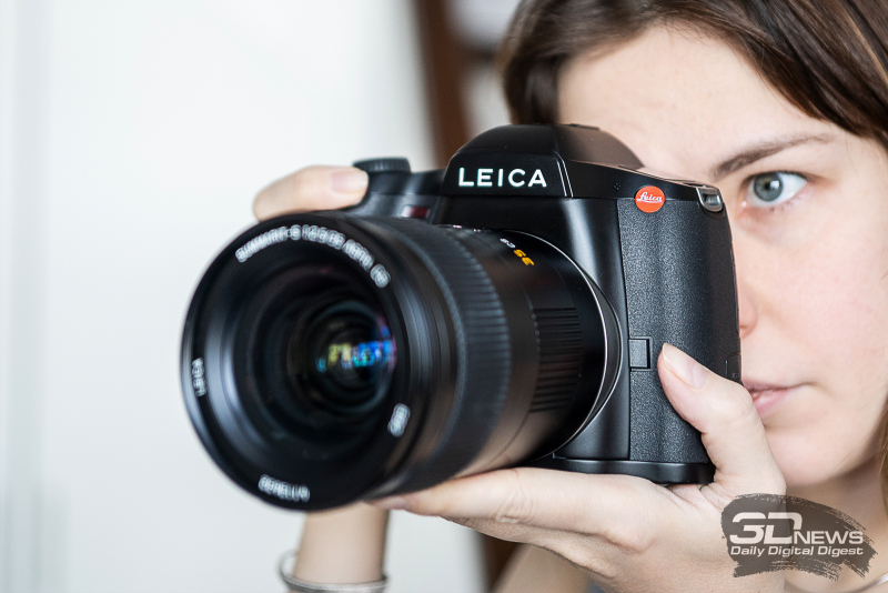    Leica S3:    