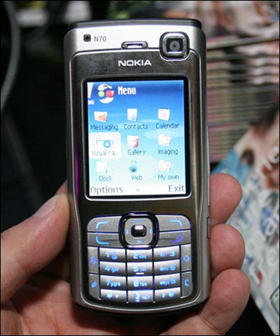 Nokia N70