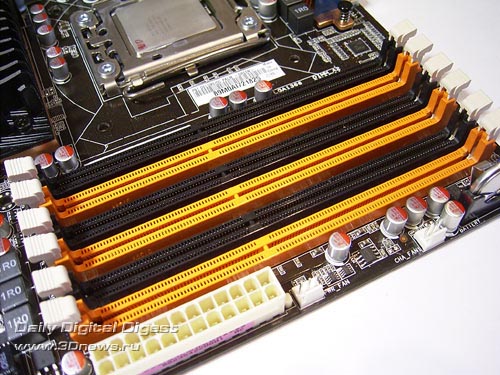  ASUS P6T Deluxe DIMMs 