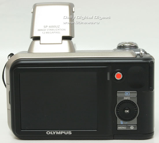  Olympus SP600. Вид сзади 