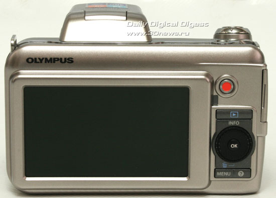  Olympus SP-800UZ. Вид сзади 
