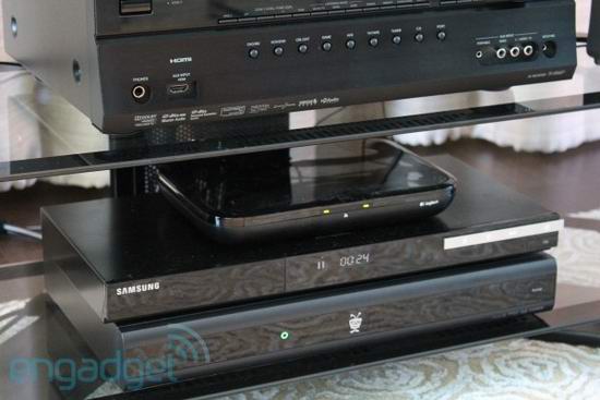 Приставка Logitech с поддержкой Google TV