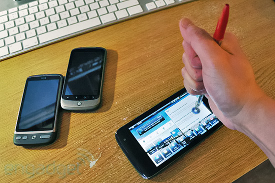 Испытание экрана Dell Streak
