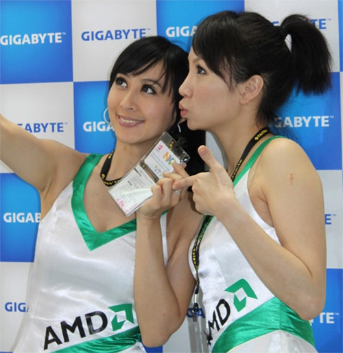 Computex 2010: самые симпатичные девушки