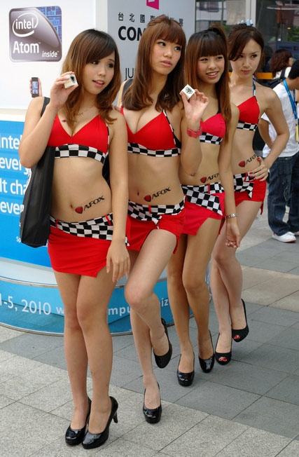 Computex 2010: самые симпатичные девушки