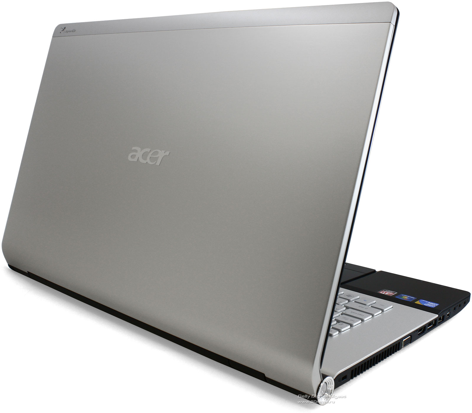 Ноутбук см. Acer Aspire 5943g. Ноутбук Асер золотой. Ноутбук Acer серебристый. Большой ноутбук Асер.