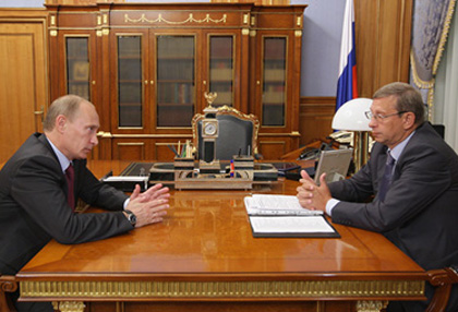 Встреча премьер-министра России В.В. Путина и главы АФК «Система» В.П. Евтушенкова