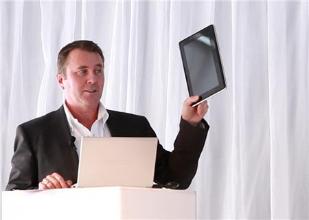 Марк Уиттард и Smart Pad