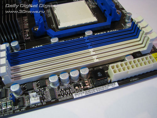  ASRock 890GM Pro3 слоты DIMM 