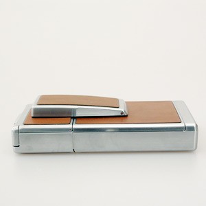 Polaroid SX-70 в сложенном виде