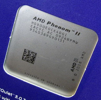 Box-версия Phenom II X4 900e замечена в продаже