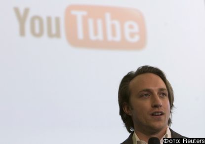 Глава YouTube уходит в отставку