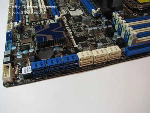  ASRock X58 Extreme6 угол 