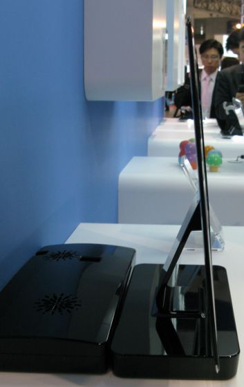 19-дюймовый прототип OLED-телевизора Samsung