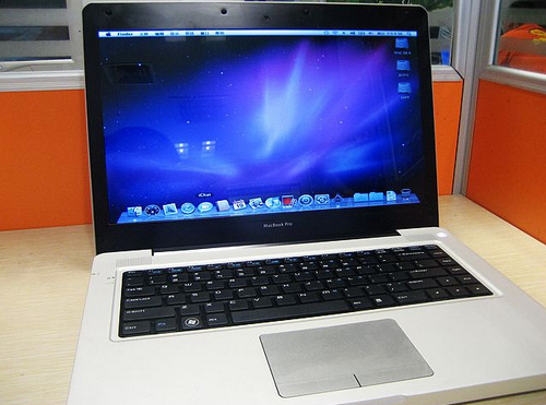 Китайский клон MacBook Pro