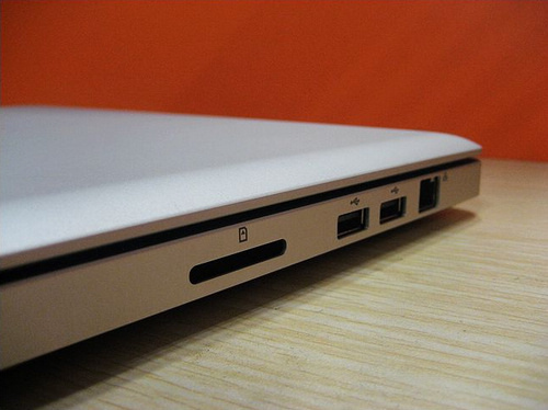 Китайский клон MacBook Pro