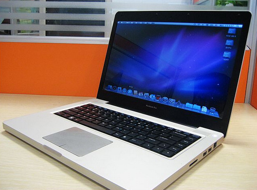 Китайский клон MacBook Pro