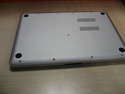 Китайский клон MacBook Pro