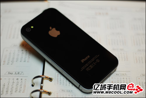 Китайский клон iPhone 4 на базе Android
